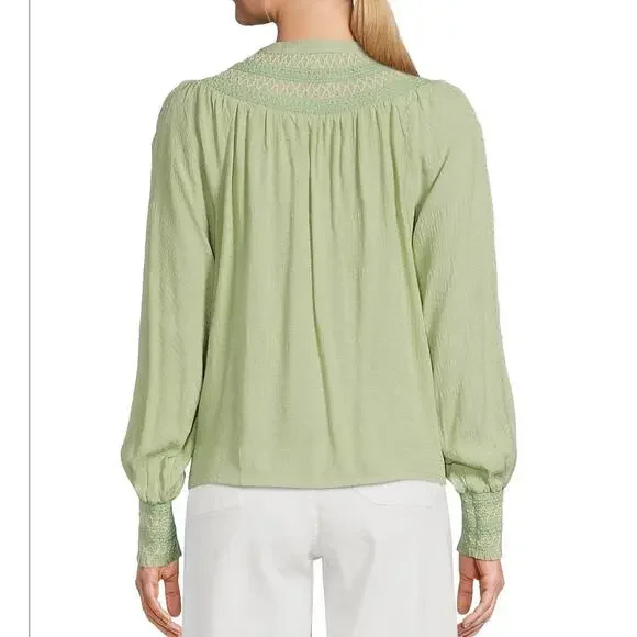 Nurture by west bound Citrus Green Long Sleeve Blouse 1X - Picture 2 of 6